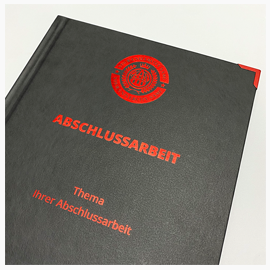 Abschlussarbeiten im Hardcover Kunstleder - Feine Struktur Schwarze Kunstledermappe mit Coverdruck in Rot